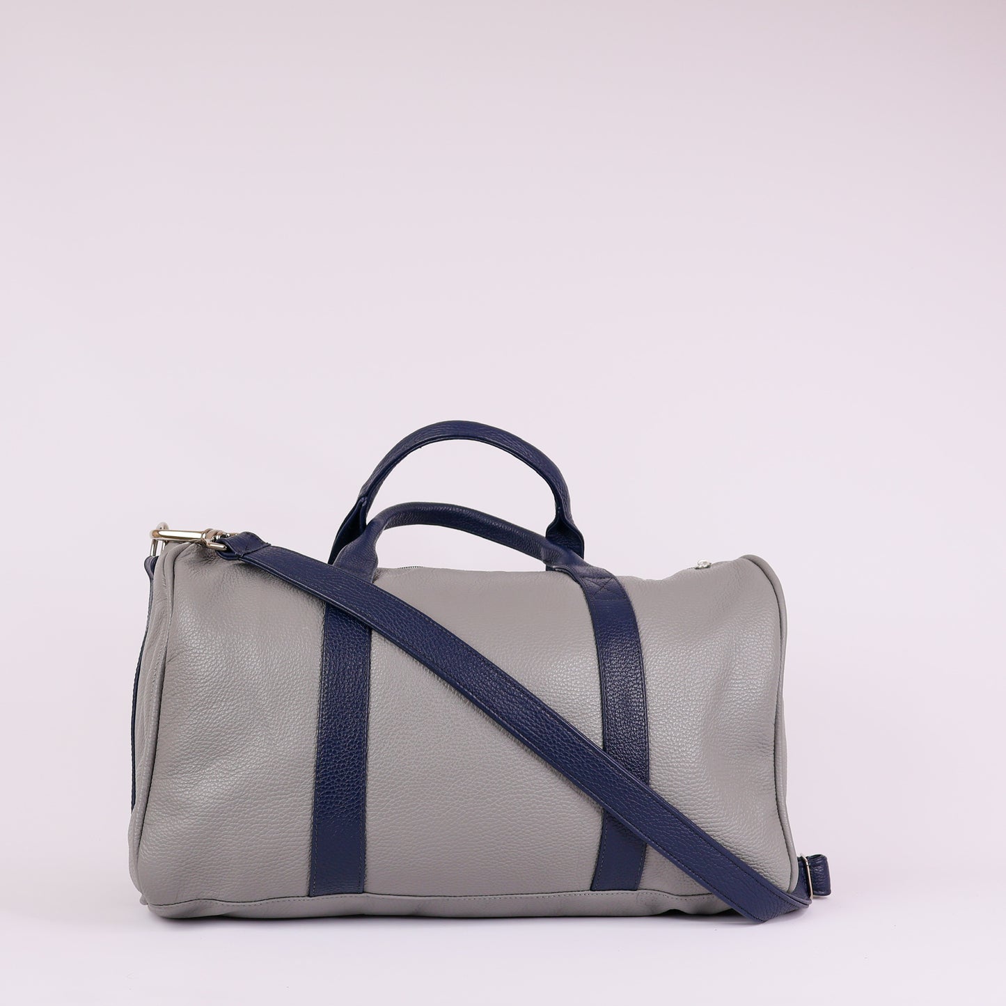 Weekender Duffel: Granite Grey / Navy