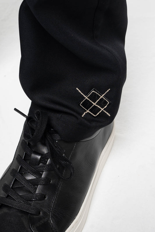 Custom Slim Tour Pant: Black