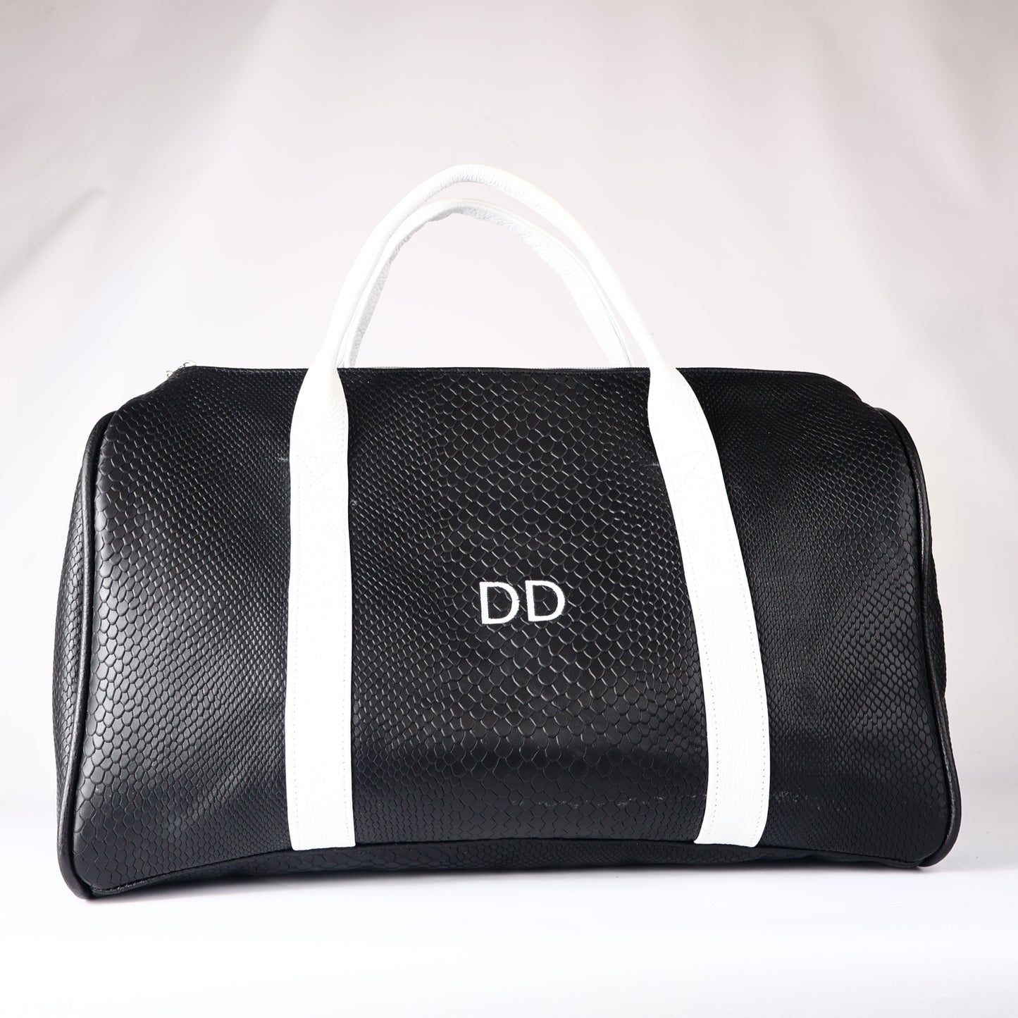 Weekender Duffel: Black Boa + Pure White