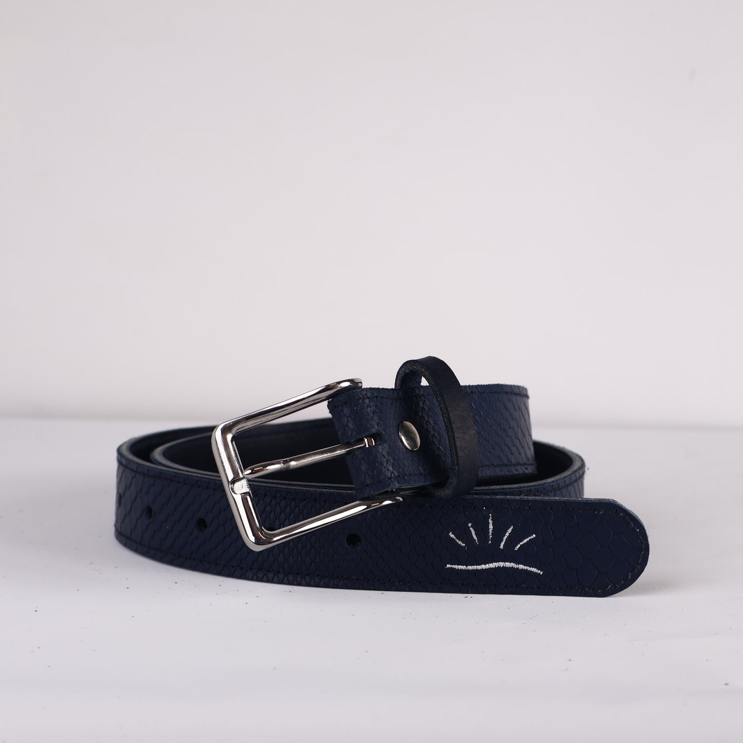 Strato 3.0 Belt: Navy Boa + Navy