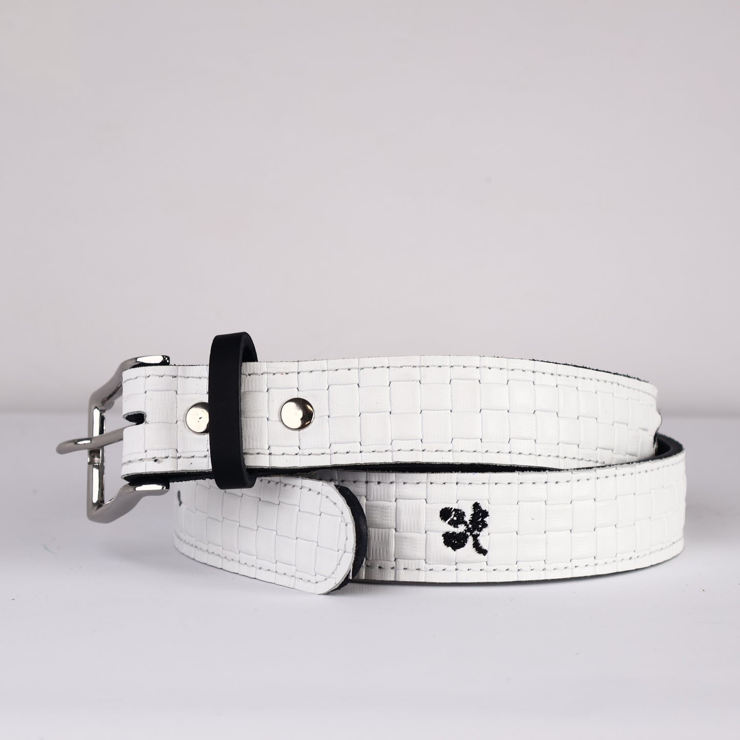 Strato 3.0 Belt: White Sassari + Black