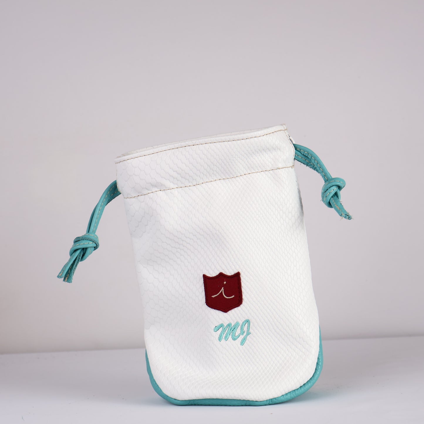 Valuables Pouch Headcover: White Boa + Tiffany