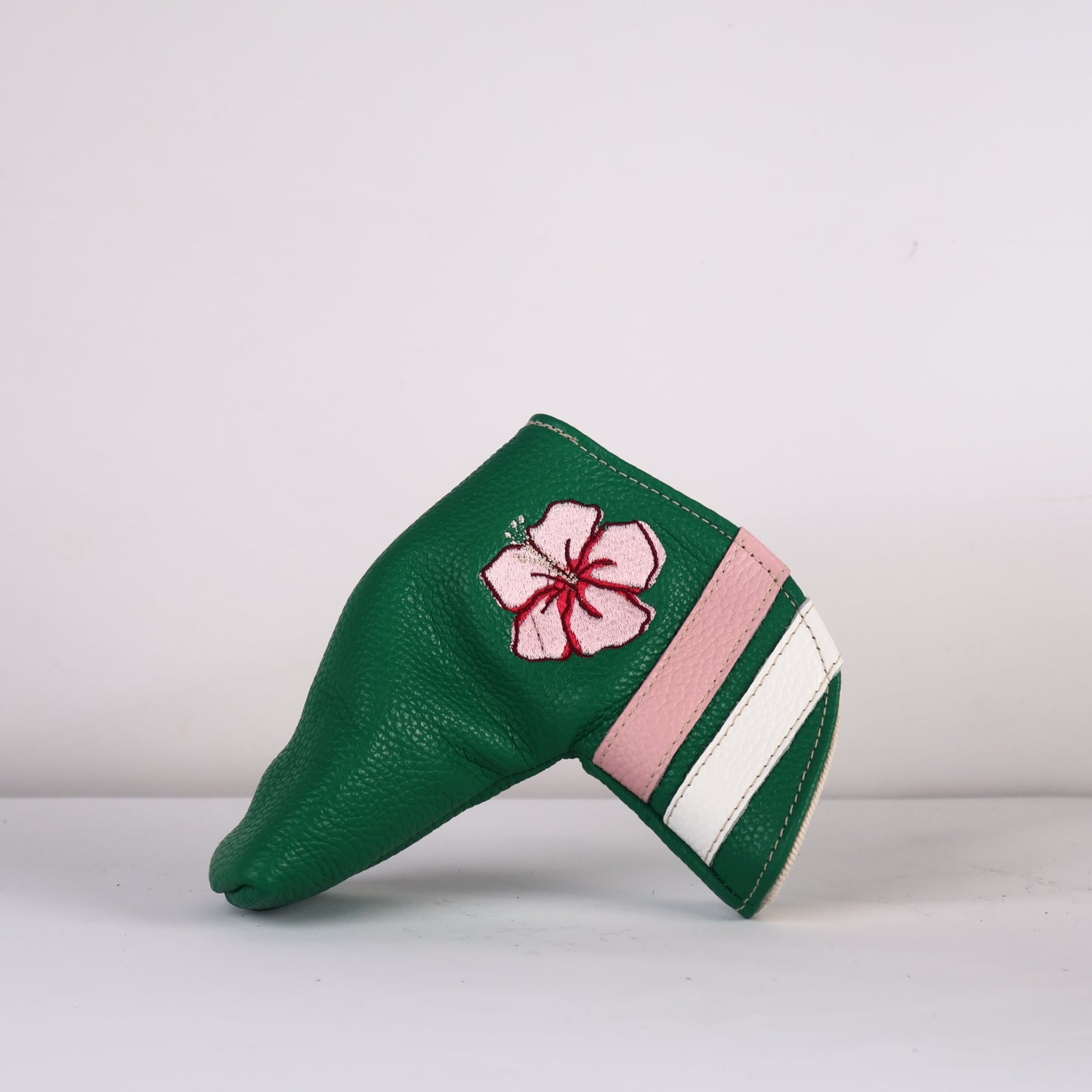Blade Putter: Masters Green + Light Pink + Pure White