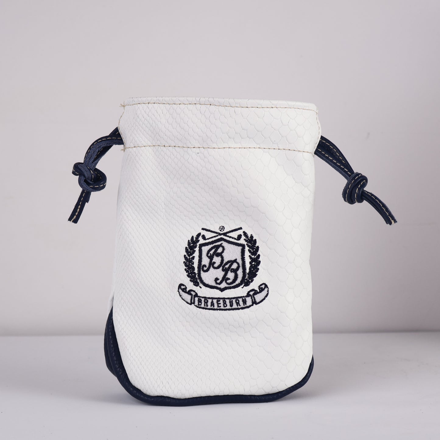 Valuables Pouch Headcover: White Boa + Navy