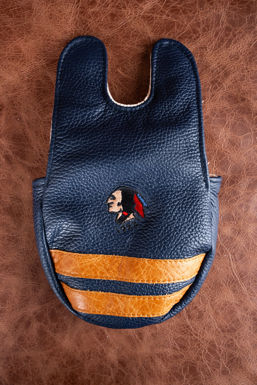 The Timeless Leather Lab Putter Cover