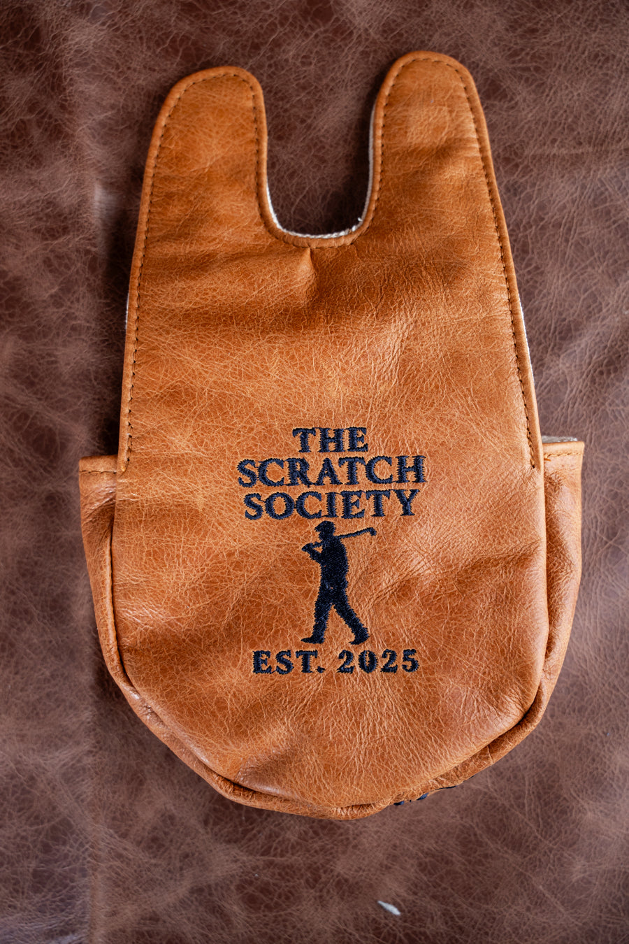 The Classic Leather Lab Putter Cover