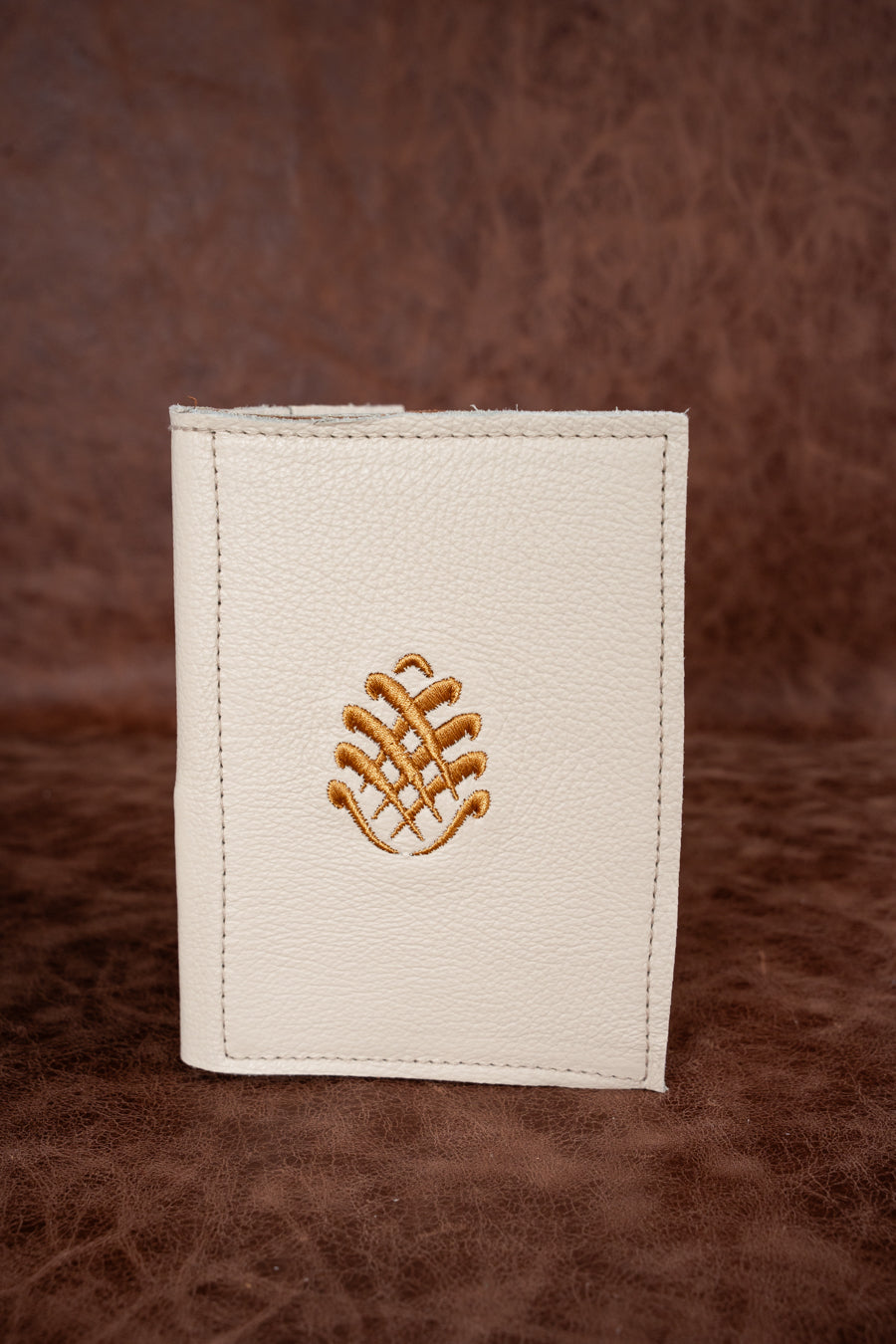 The iliac Leather Scorecard Holder