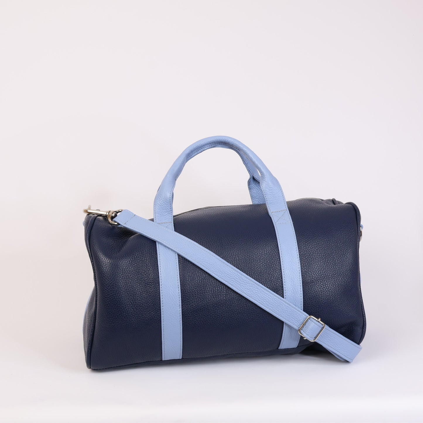 Weekender Duffel: Navy / Carolina Blue