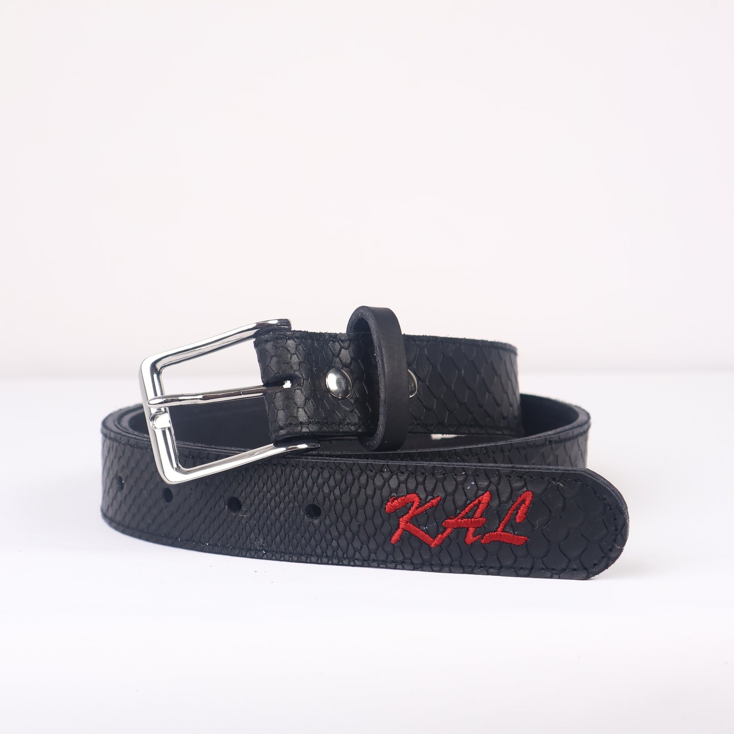 Strato 3.0 Belt: Black Boa + Black