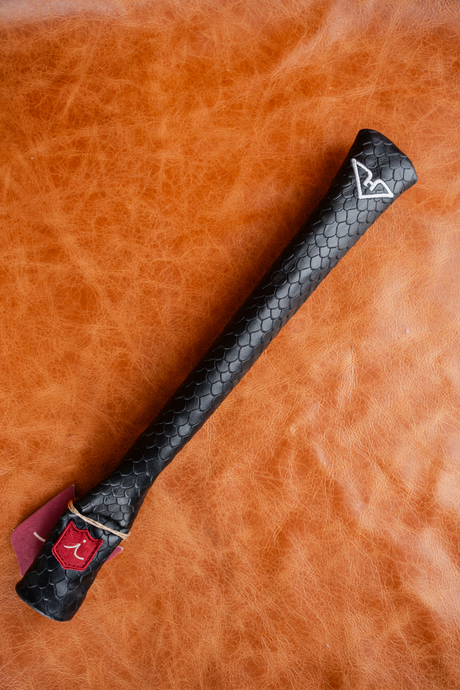 The Iliac Leather Alignment Stick Cover